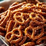 Holiday Pretzel Mix